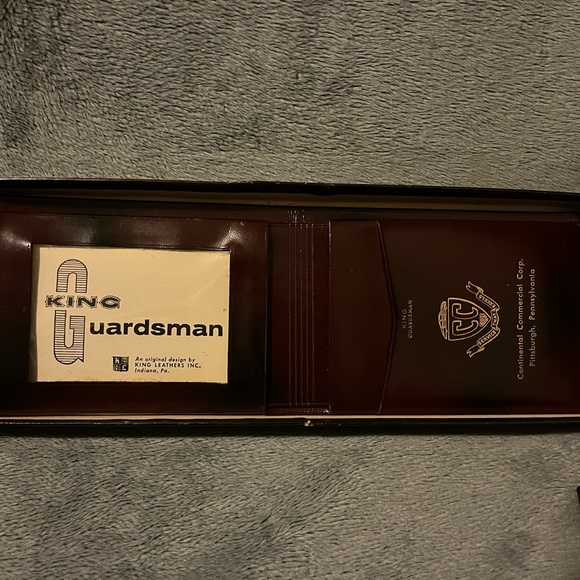 Vintage leather billfold - Picture 2 of 4